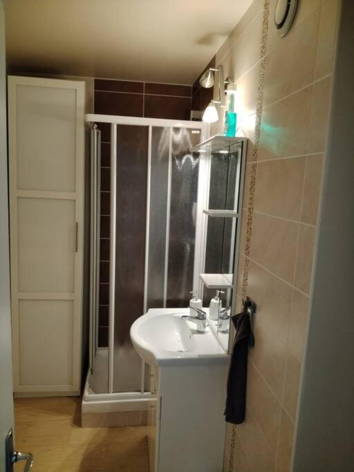 Appartement Vue Mer 4 Personnes Les Bains Extérieur photo