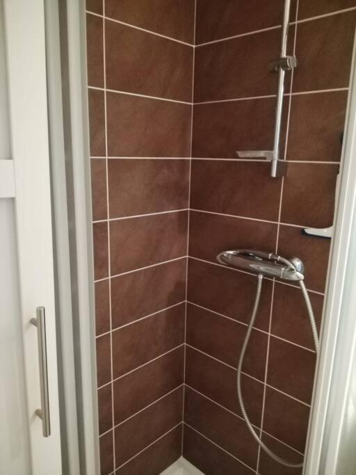 Appartement Vue Mer 4 Personnes Les Bains Extérieur photo